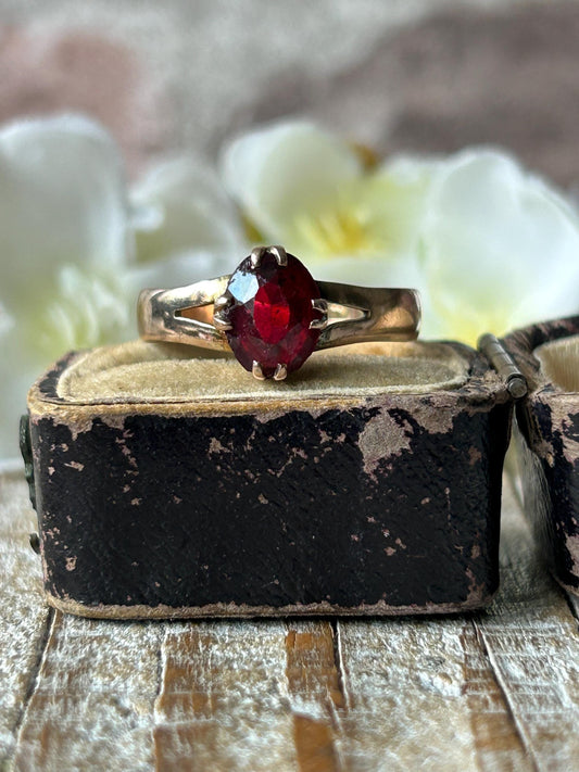 Antique Edwardian Red Garnet Solitaire Ring 9 Carat Gold
