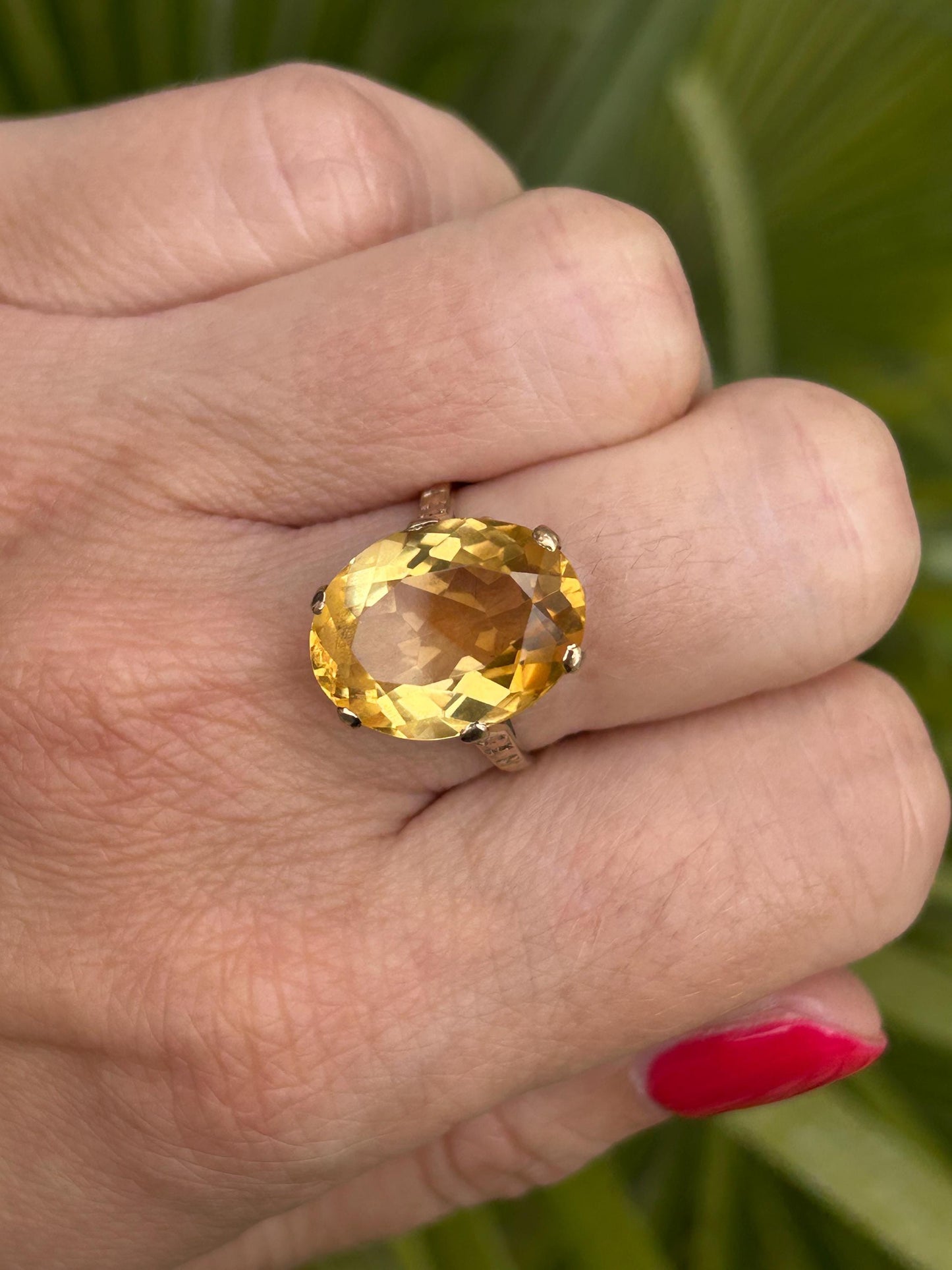 Vintage Citrine Statement Ring 9 Carat Yellow Gold