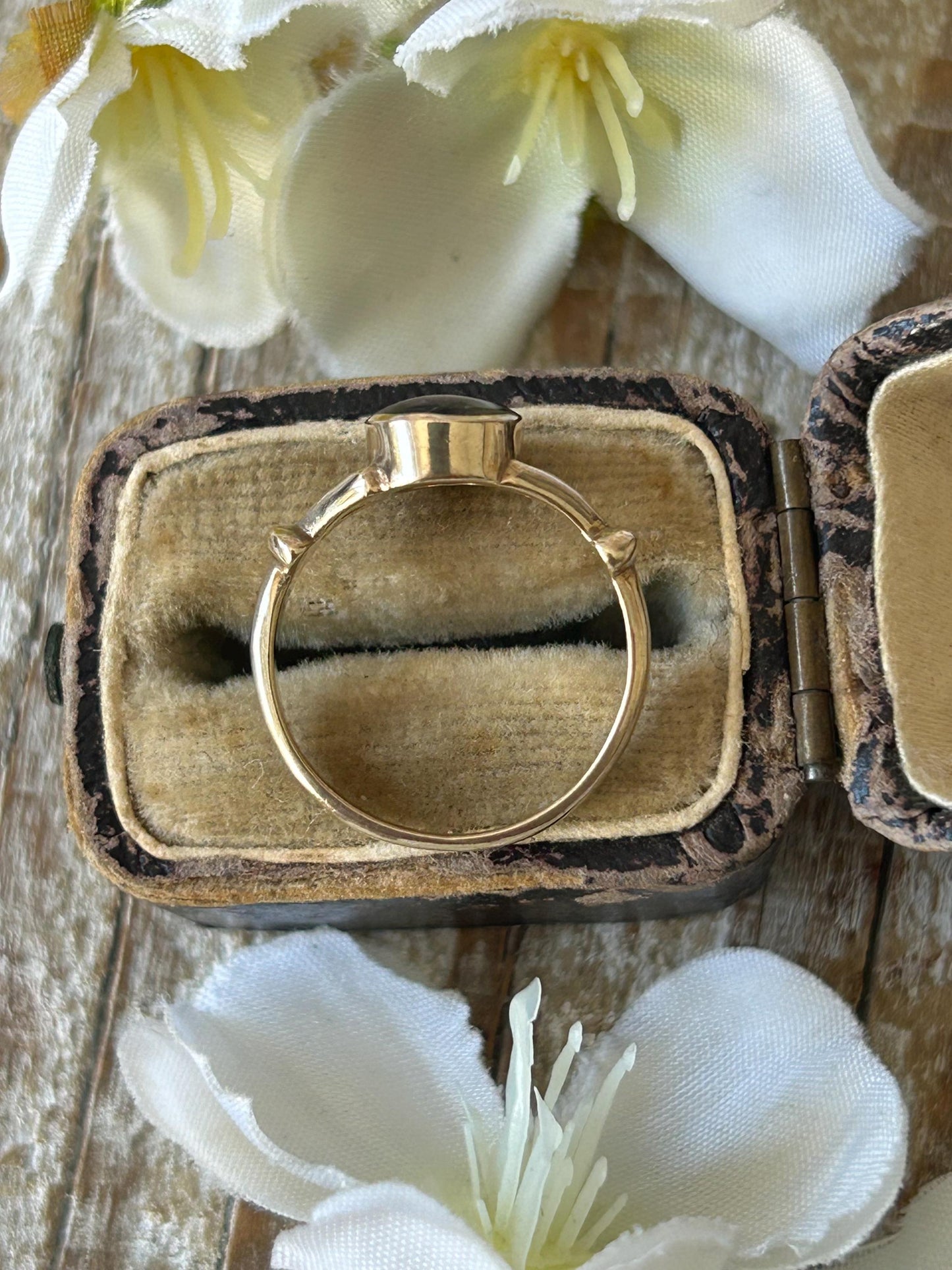 Vintage Blue John Solitaire Ring 9 Carat Yellow Gold 1982