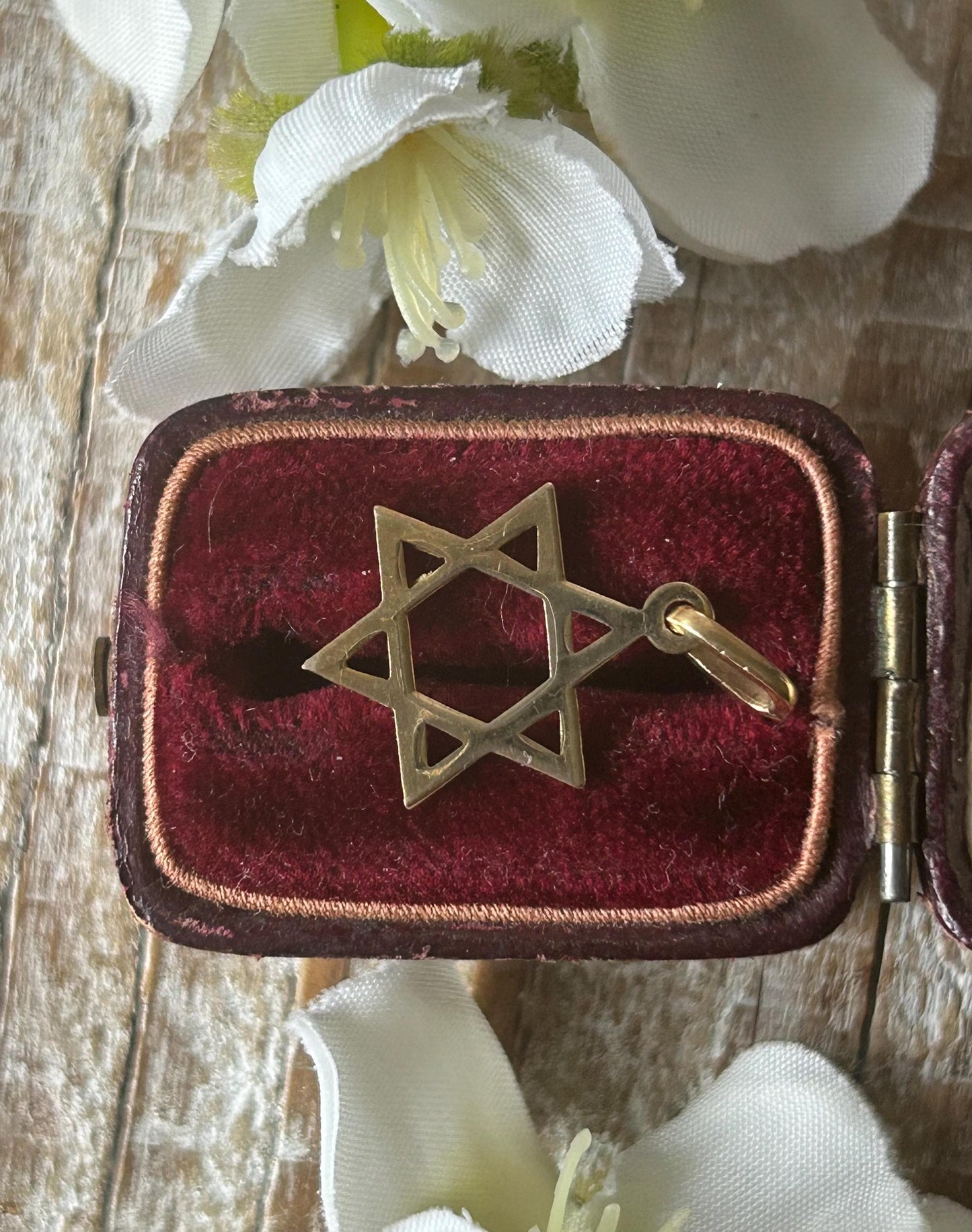 Vintage Star of David Pendant 9 Carat Solid Gold
