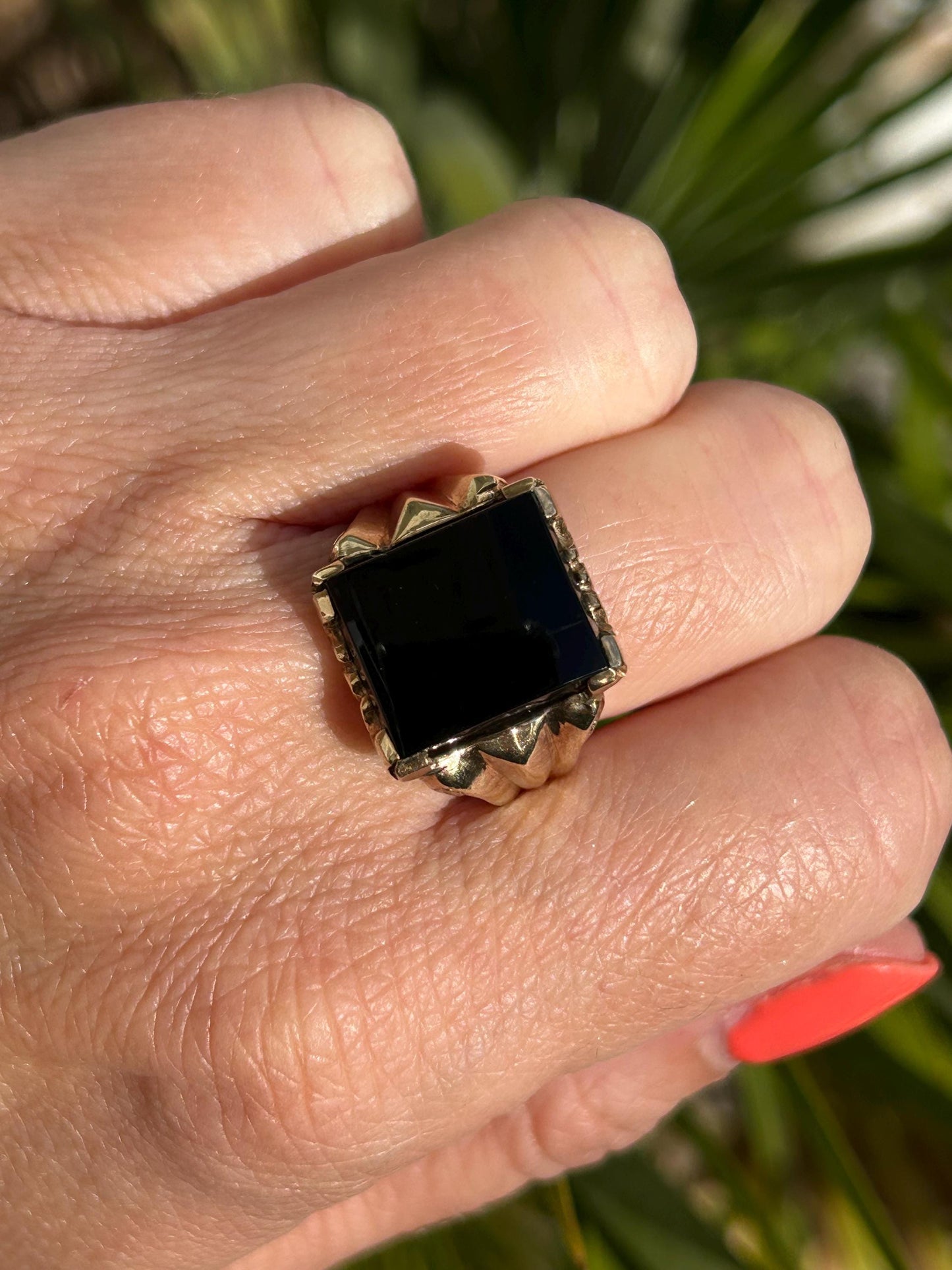 Vintage Rectangular Onyx Signet Ring 9 Carat Yellow Gold 1984