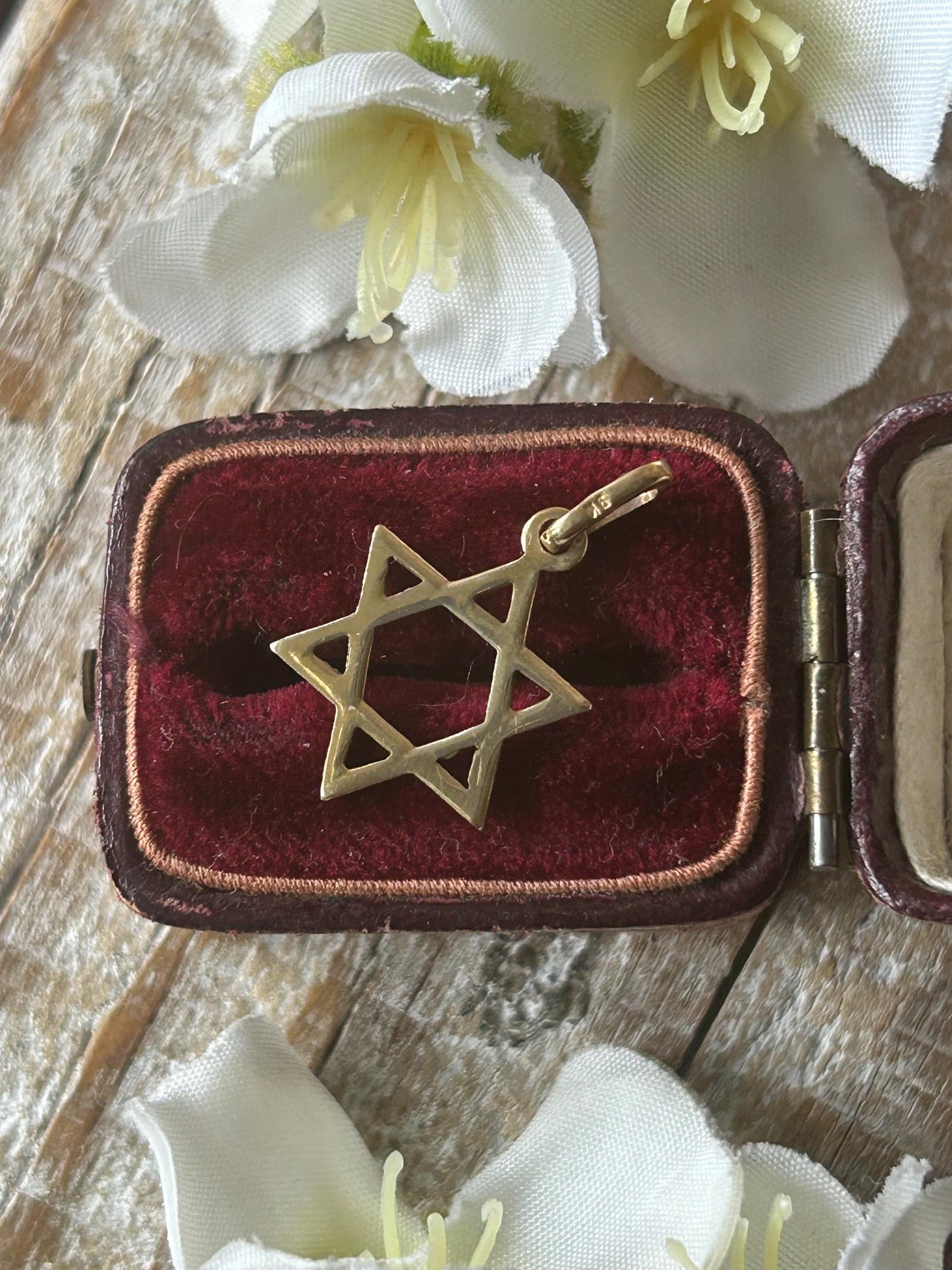 Vintage Star of David Pendant 9 Carat Solid Gold