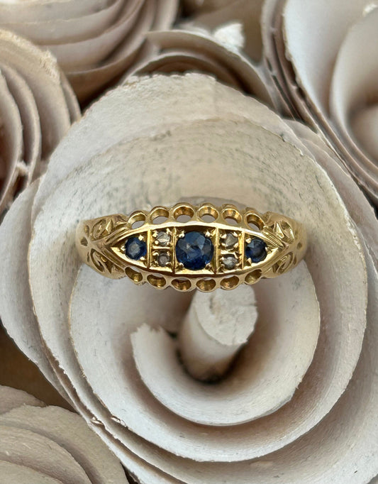 Antique Victorian Sapphire and Diamond Gypsy Ring 18 Carat Yellow Gold