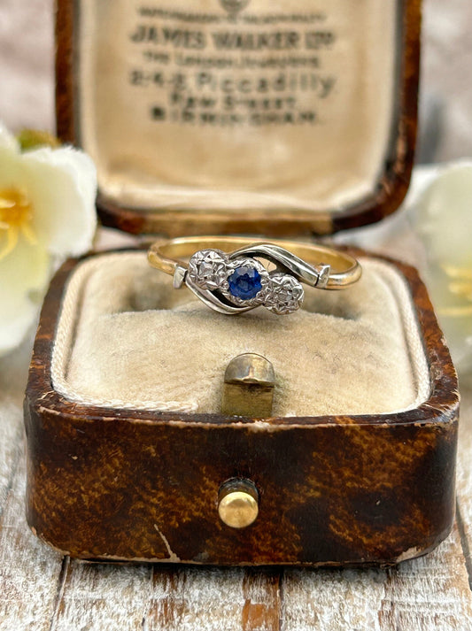 Antique Edwardian Sapphire and Rose Cut Diamond Ring 18 Carat Gold and Platinum