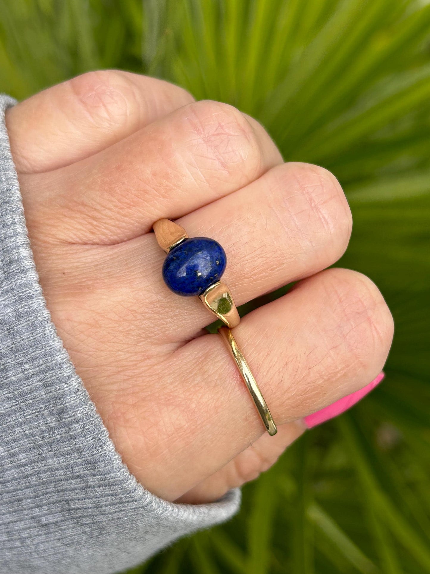 Vintage Oval Lapis Lazuli Solitaire Ring 9 Carat Yellow Gold