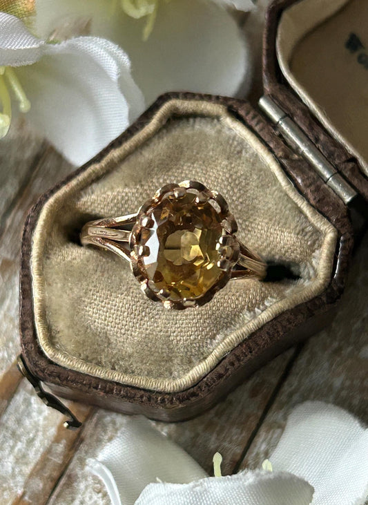 Vintage Oval Citrine Solitaire Ring 9 Carat Yellow Gold 1970