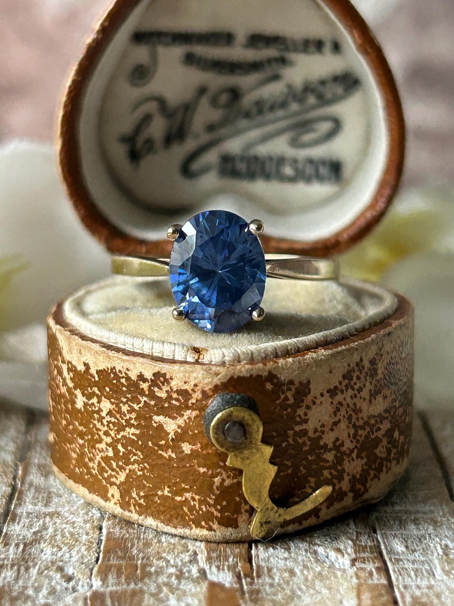 Vintage Oval Blue Cubic Zirconia Solitaire Ring 9 Carat Yellow Gold