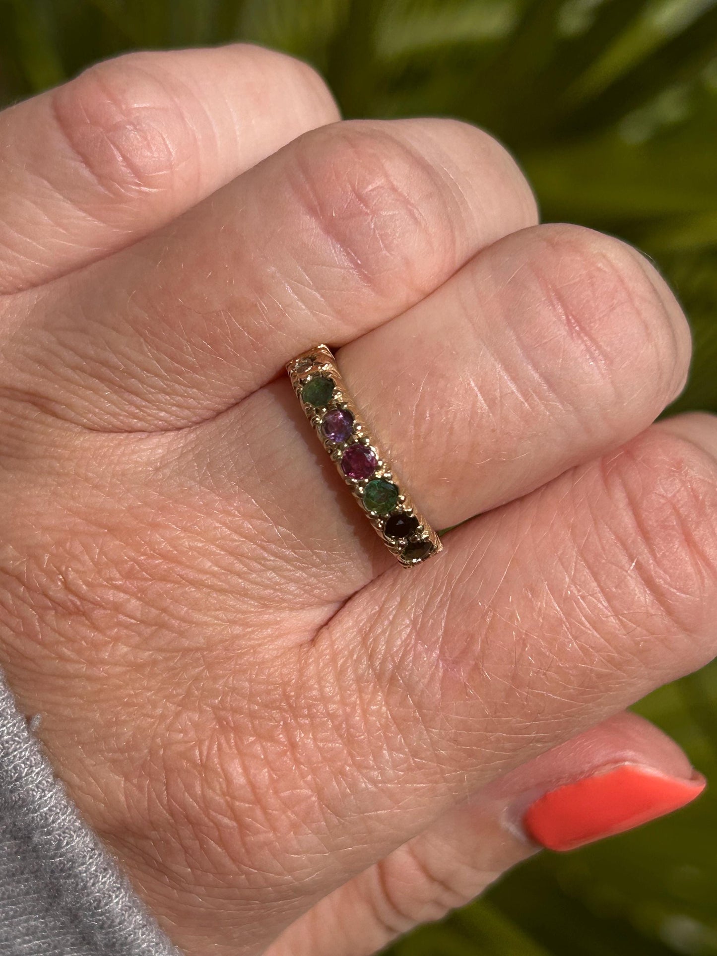 Vintage DEAREST Acrostic Gemstone Ring 9 Carat Yellow Gold 1988