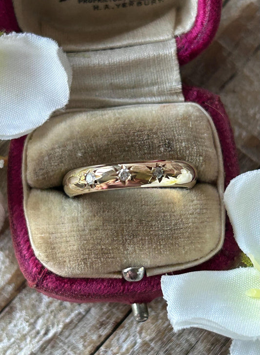 Vintage Star Set Diamond and CZ  Band Ring 9 Carat Yellow Gold 1990