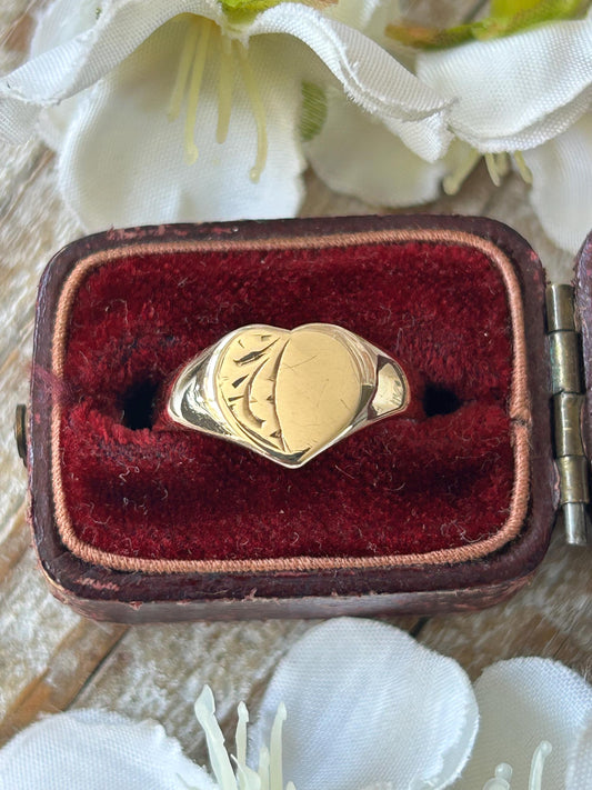Vintage Engraved Heart Signet Ring 9 Carat Yellow Gold