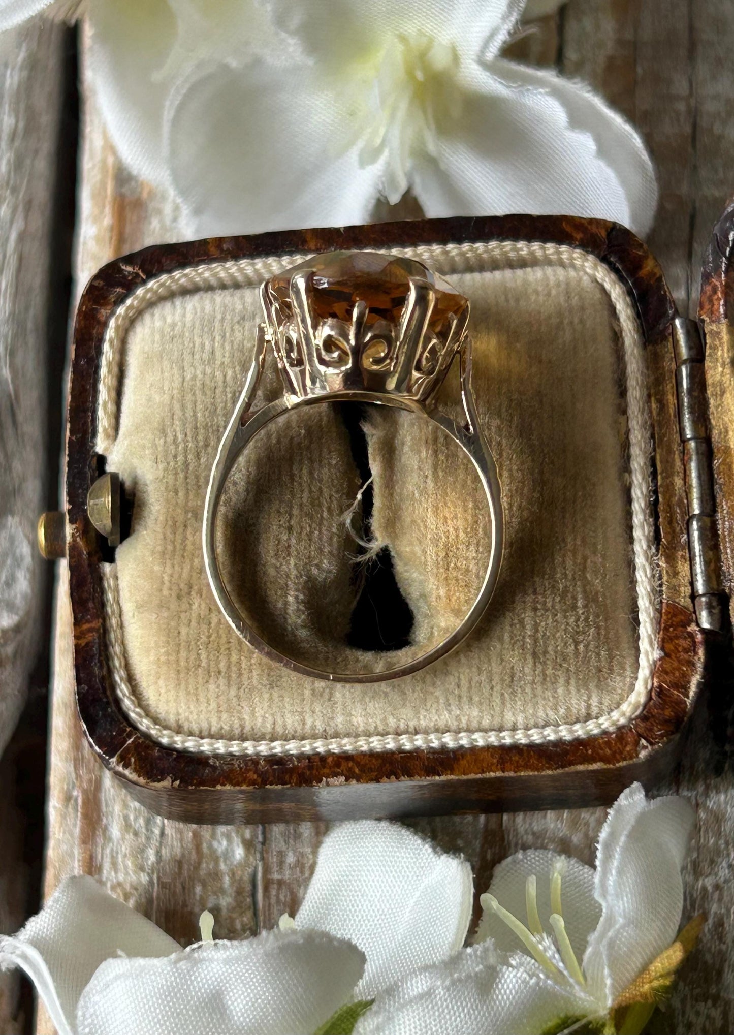 Vintage Citrine Statement Ring 9 Carat Yellow Gold
