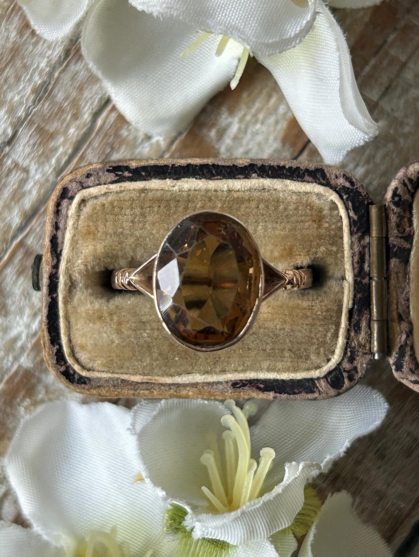 Vintage Oval Citrine Statement Ring 9 Carat Yellow Gold