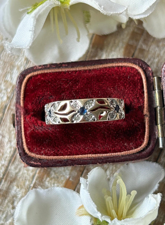 Vintage Sapphire and Diamond Daisy Band Ring 9 Carat Yellow Gold