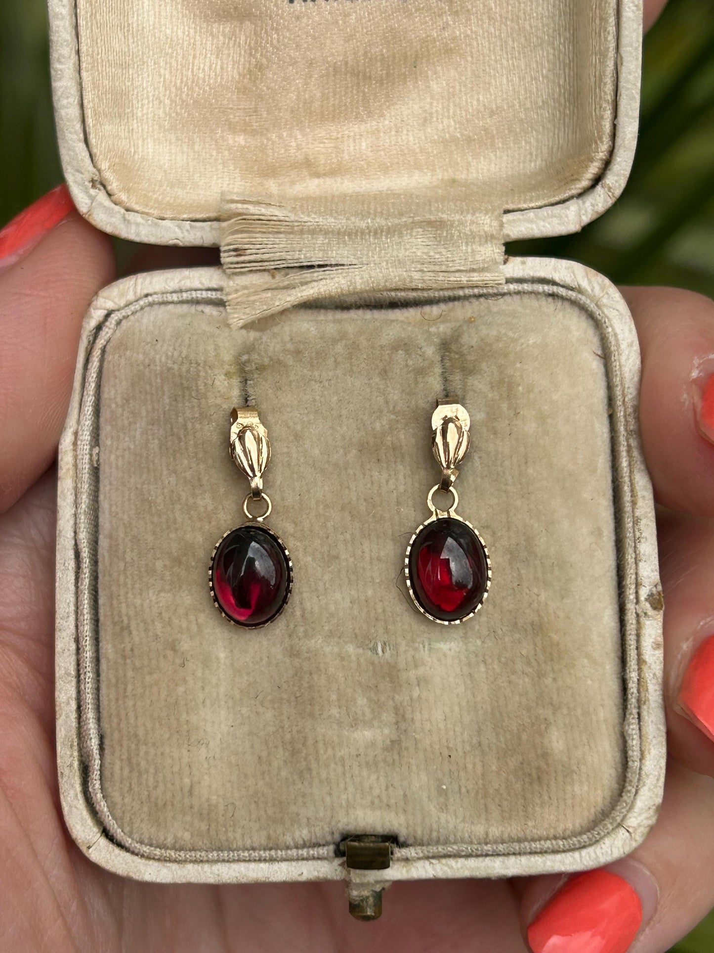 Vintage Oval Garnet Dangle Earrings 9 Carat Yellow Gold
