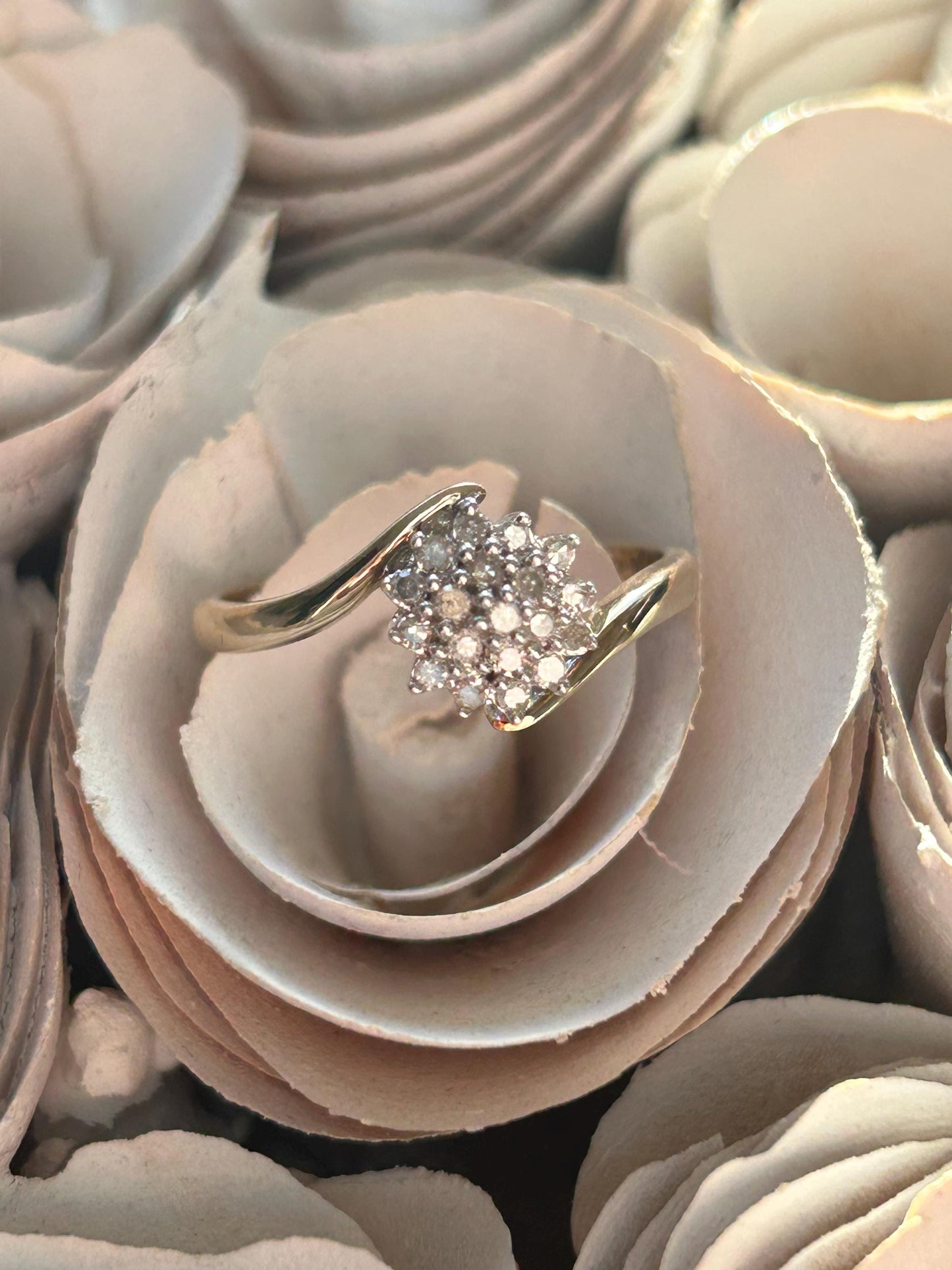 Vintage Diamond Cluster Ring 9 Carat Yellow Gold 0.15ct
