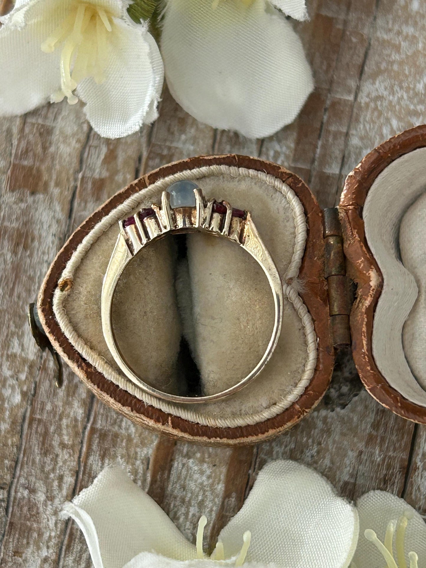 Vintage Moonstone and Ruby Cluster Ring 9 Carat Yellow Gold