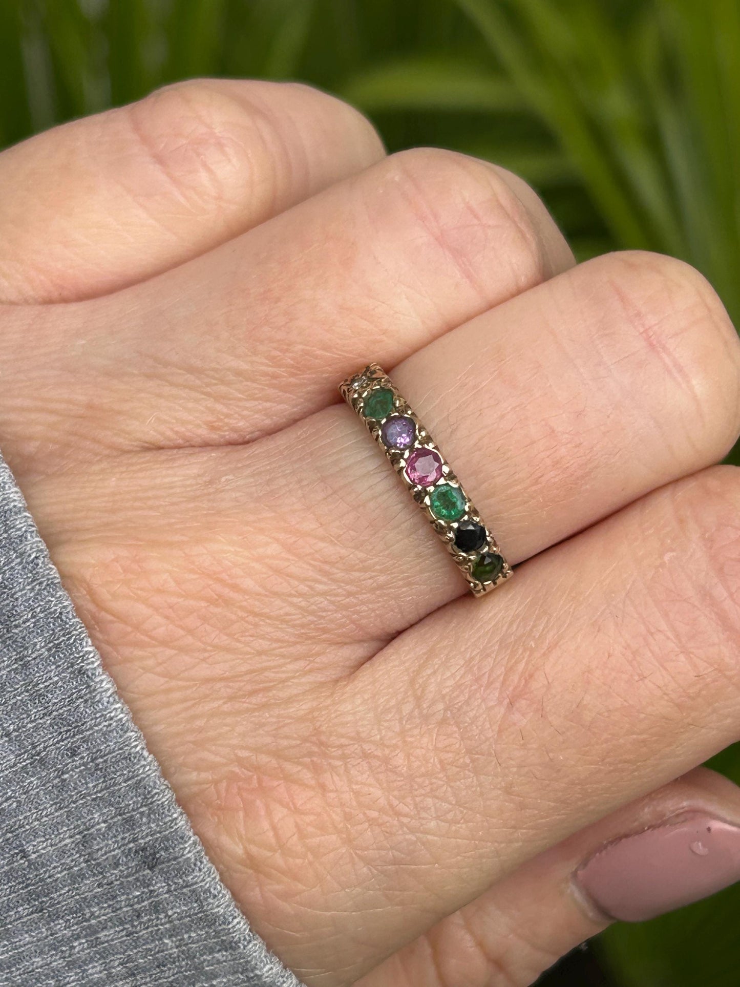 Vintage DEAREST Acrostic Gemstone Ring 9 Carat Yellow Gold 1980s