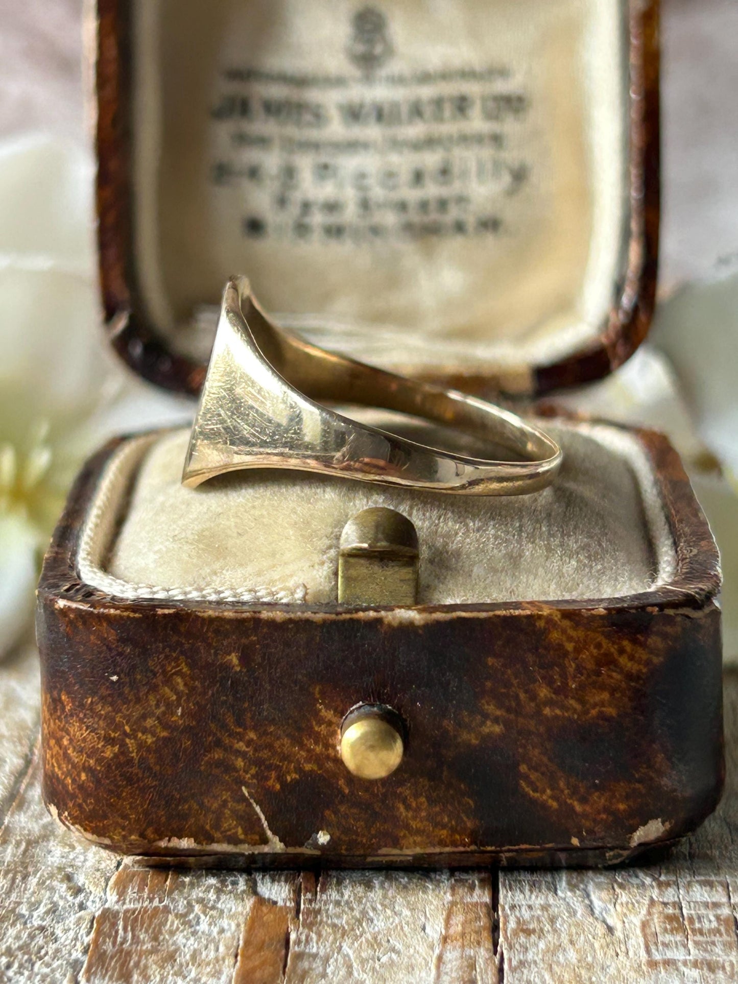 Vintage Monogram Initial B Square Signet Ring 9 Carat Yellow Gold