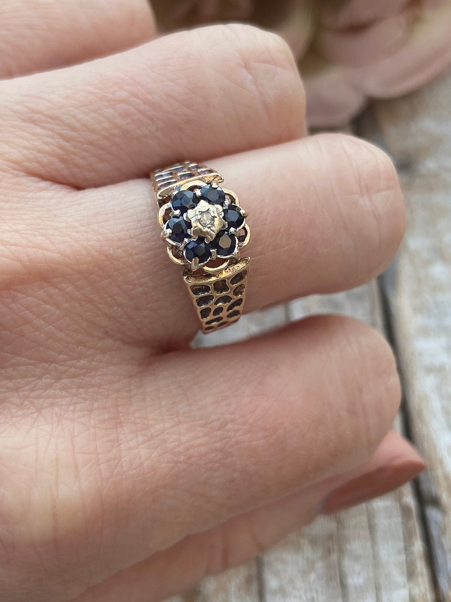 Vintage Sapphire and Diamond Daisy Ring 9 Carat Yellow Gold 1976